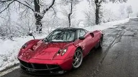 女星遭遇男子突然拥抱乱摸，现场失控不堪